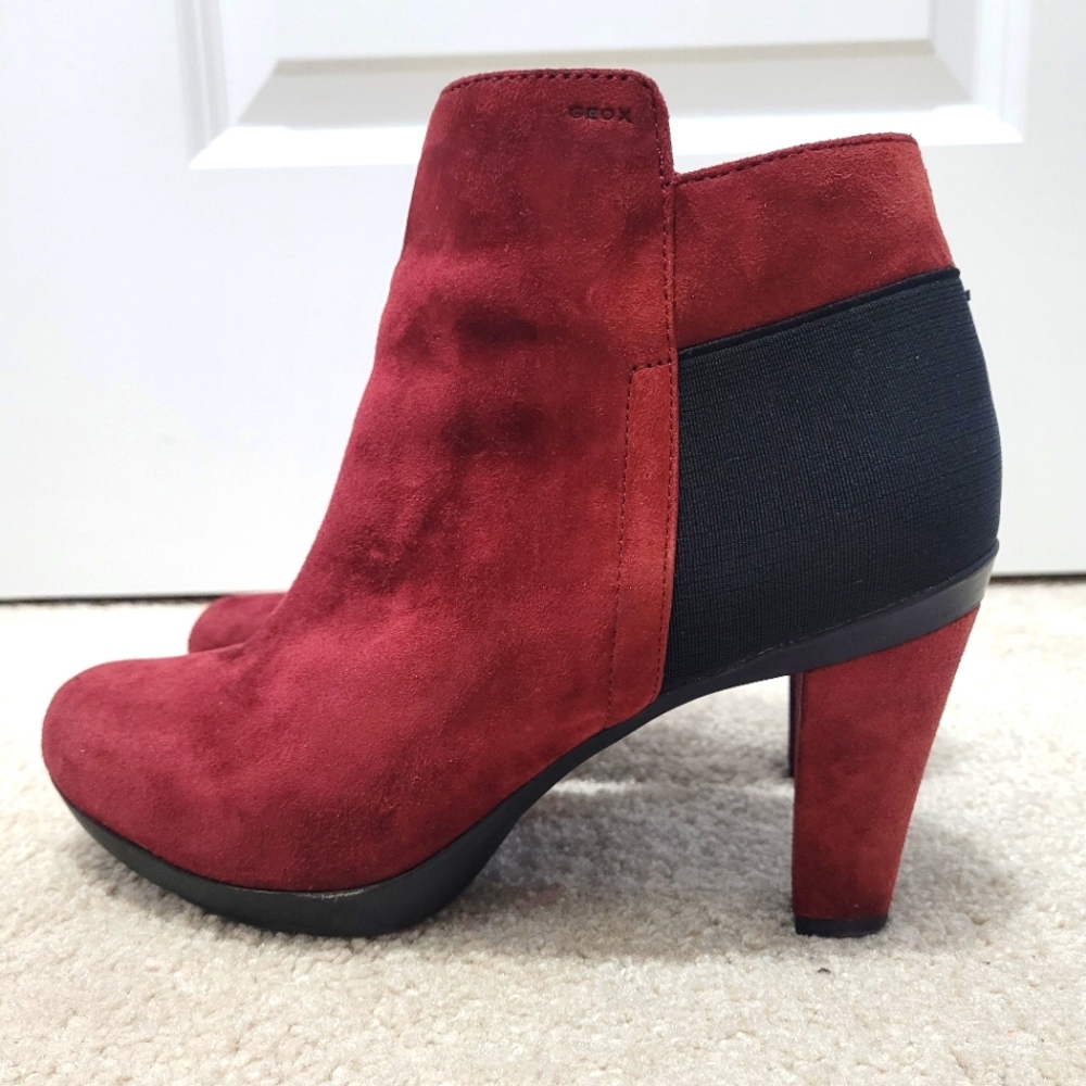 GEOX Heeled Bootie - Garnet, size US 9.5